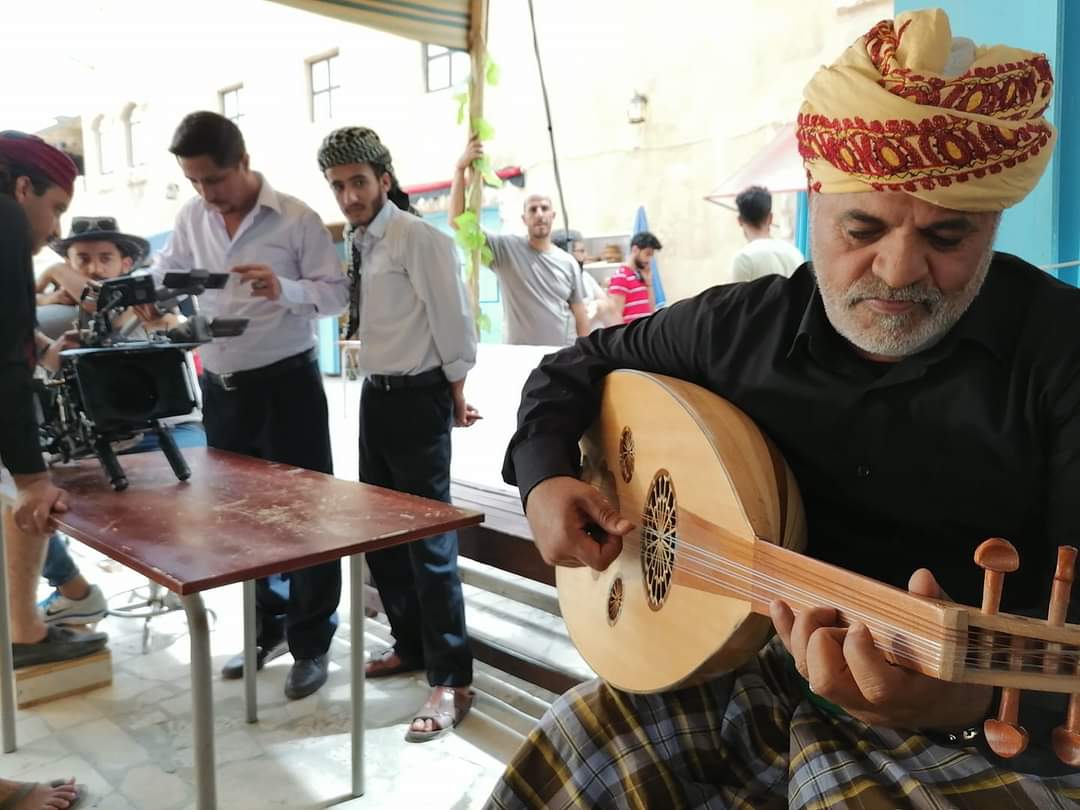 أكثر من ثلاثين صورة عن الفنان الراحل عبدالكريم مهدي