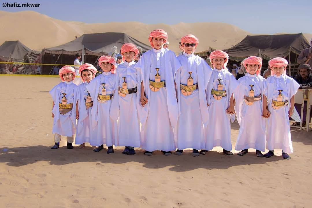 اختتام المهرجان السنوي للتراث وسباق الهجن والفروسية في شبوة