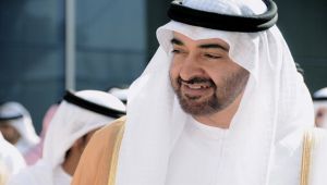 المستشار الإعلامي لصالح يصف محمد بن زايد بالغبي وقليل الأدب ويتوعد بدفن جنود الإمارات بمأرب