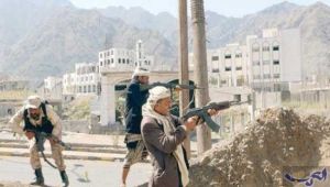 تجدد المواجهات في تعز والمليشيا تقصف الأحياء السكنية