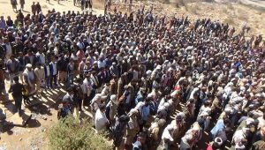 الضالع.. الآلاف يشيعون جثمان قائد المقاومة بجبهة دمت "معين الشمسي"