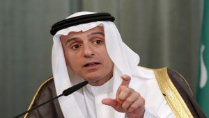 بسبب حرب اليمن.. محتجون يعترضون الجبير في بروكسل