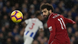 مدرب ليفربول: صلاح لاعب استثنائي لا يصدقه عقل