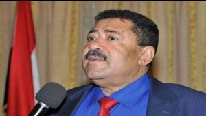 عبدالله عوبل: الإطاحة بالرئيس هادي جاءت من مكان آخر غير مشاورات الرياض