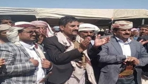 بدعم إماراتي .. القيادي المؤتمري "ابن الوزير" يلوّح بنقل الفوضى إلى عتق