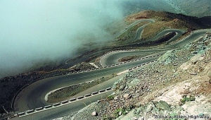 أمن أبين يعلن موافقته على فتح طريق "ثرة" ويشترط تعزيز المواقع بلواء من العمالقة