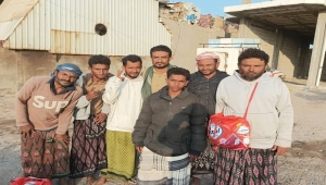  بارجة فرنسية تنقذ صيادين يمنيين في البحر الأحمر