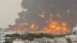 الحديدة تتعرض لأربع غارات جوية وسط تكتم من الحوثيين وغموض الجهة المنفذة