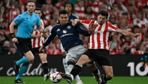 فوز مانشستر يونايتد وتوتنهام في ذهاب نصف نهائي الدوري الاوروبي