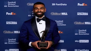 محمد صلاح يتوج أفضل لاعب بالدوري الإنجليزي للمرة الثانية