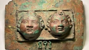 قطع من آثار اليمن تباع بمزاد في "تل أبيب" خلال أكتوبر القادم