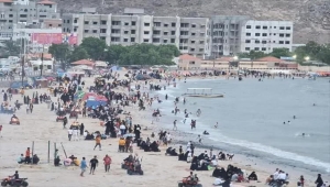 عدن.. وفاة سبعة أشخاص غرقا في ساحل جولد مور