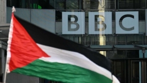 رفضت "بي بي سي" بث فيلمه.. منتج بريطاني يتمسك بنقل مأساة غزة