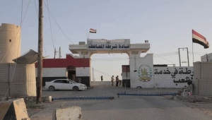 المهرة.. احباط محاولة تهريب 25 مهاجرا أفريقيا إلى سلطنة عمان