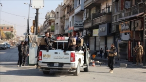 سوريا.. حظر تجوال بمدينة حمص بعد مقتل شخصين وتحذيرات من فتنة