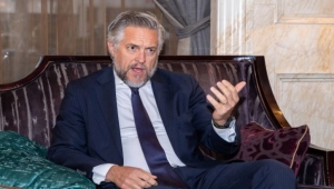 الاتحاد الأوروبي يكشف عن اتصالات مع الحوثيين.. هدفنا عودة اليمنيين للمفاوضات