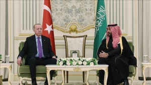 الرئيس أردوغان يبحث مع ولي العهد السعودي تطورات الصراع بالشرق الأوسط