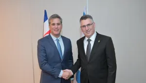 كوستاريكا تصنّف الحوثيين منظمة إرهابية قبيل توقيعها اتفاقية تجارية مع إسرائيل