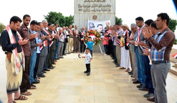 بمناسبة ذكرى ثورة 26 سبتمبر .. الناصري ينظم زيارة للنصب التذكاري لشهداء الجيش المصري بصنعاء