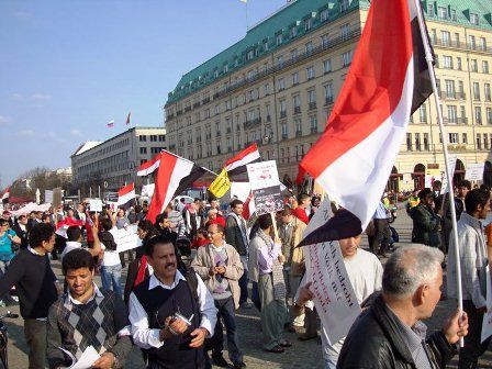 التكتل اليمني البريطاني يهاجم الدور الإيراني التخريبي في صنعاء