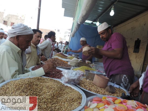 الحج إلى قبر نبي الله هود بحضرموت.. طقوس دينية ومزارات تاريخية (صور)