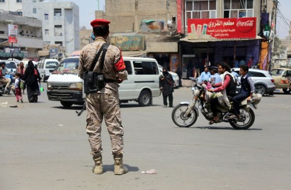 الاقتصاد اليمني يفقد أكبر من نصف قيمته والفقر يتوسع