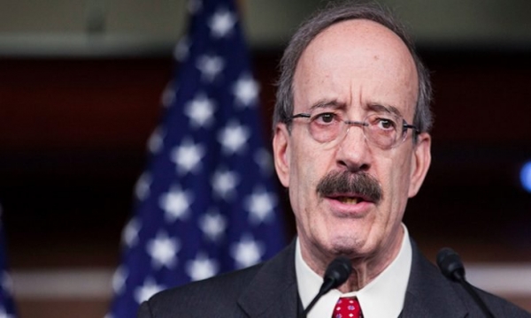 نواب أمريكيون قلقون بشأن تقارير عن إرسال السعودية أسلحة لجماعات متطرفة باليمن