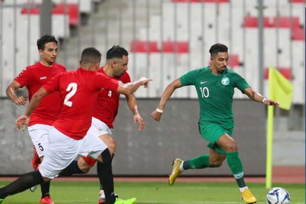 رئيس الوزراء يشيد بأداء المنتخب الوطني في تصفيات آسيا