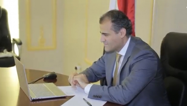 الحضرمي يناقش مع سفراء الاتحاد الأوروبي تداعيات إعلان 