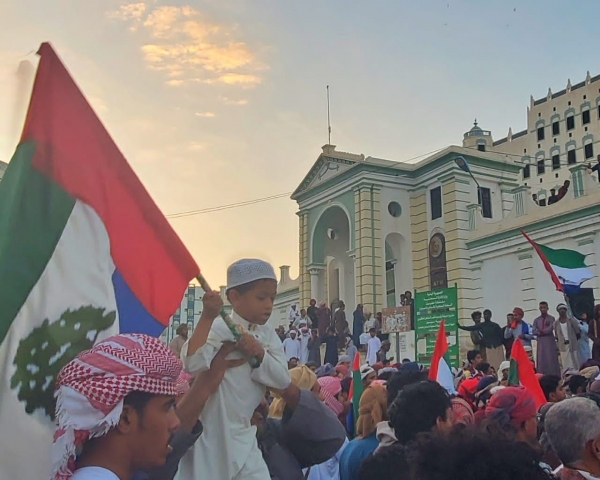 المطالبة بإقليم حضرموت.. رفضا لوصاية الانتقالي أم حفاظاً على وحدة اليمن؟ (تقرير)