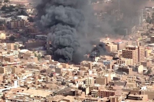 السودان.. رقعة المعارك تتسع في نيالا وجنوب كردفان وجهات حقوقية تتهم الدعم السريع بقتل مدنيين