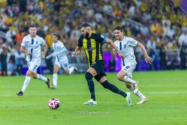 الاتحاد يسقط أوكلاند ويضرب موعدا ناريا مع الأهلي