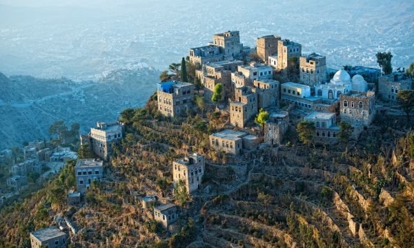 الجارديان تسلط الضوء على المدرجات الزراعية اليمنية.. قُدّم البن اليمني 