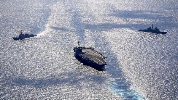 جماعة الحوثي تعلن استهداف حاملة الطائرات الأمريكية 