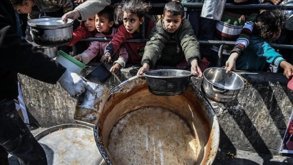 نتنياهو يوافق على إدخال المساعدات إلى غزة بعد 78 يوما من التجويع