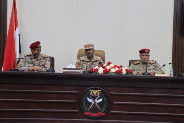 رئيس الأركان من عدن يؤكد جاهزية وواحدية الجبهات لمواجهة الحوثيين