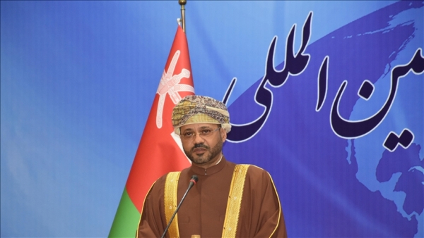 سلطنة عمان تعلن عدم انعقاد المفاوضات المقررة الأحد بين واشنطن وإيران