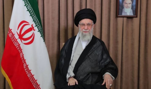 خامنئي: سنرد على أي هجمات ضدنا باستهداف القواعد الأمريكية