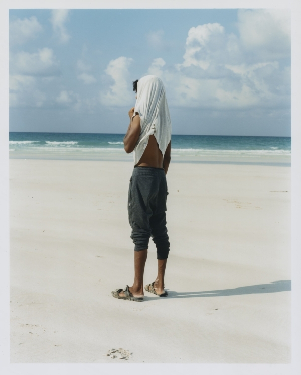 مصور فرنسي يوثق جانبًا آخر من جزيرة سقطرى باليمن لم تلتقطه الكاميرات سابقًا