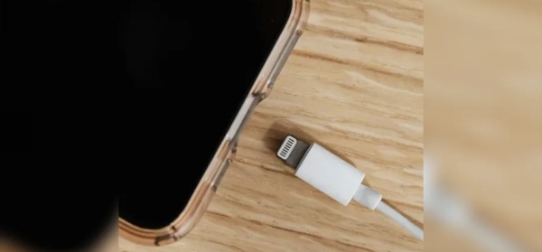 عادات بسيطة تطيل عمر بطارية الهاتف