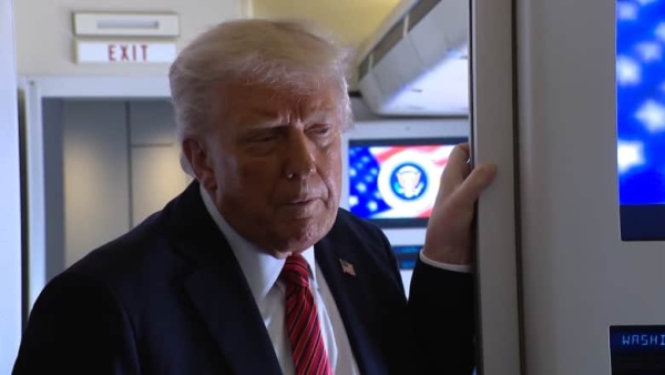 في حادثة غريبة.. ترامب يطلب طرد صحفيين كشفوا 