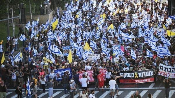 مئات الإسرائيليين يطالبون بصفقة تبادل ودعوات لمظاهرات حاشدة