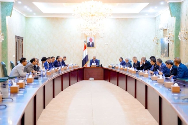 لجنة الإيرادات تشيد بمواقف البنوك وشركات الصرافة لتمويل قائمة الاستيراد