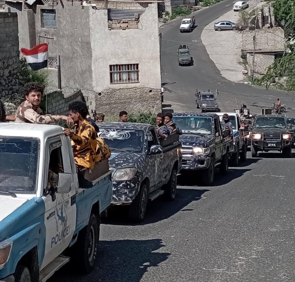 شرطة تعز تنفذ إنتشارا أمنيا لتعزيز الأمن وملاحقة المطلوبين