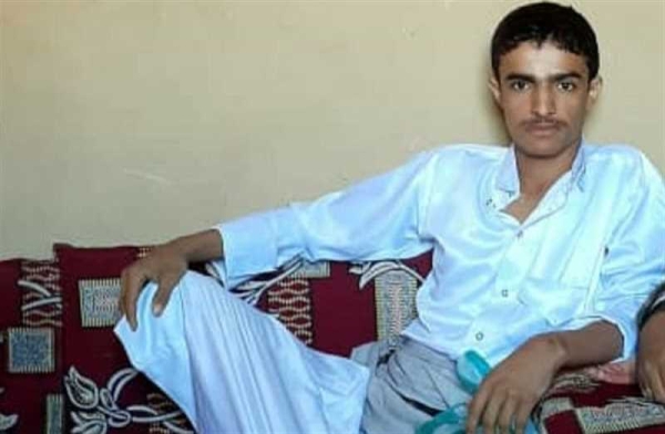 مقتل شاب وإختطاف إثنين آخرين في نقطة حوثية في الجوف