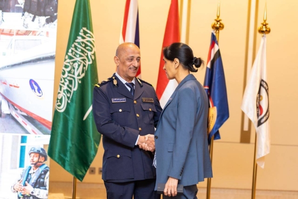 قائد خفر السواحل اليمنية يكشف عن التحديات التي توجه قواته ويقول: شراكتنا مع السعودية استراتيجية