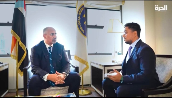 تصريحات الزبيدي بضم مأرب وتعز للجنوب.. لماذا أثارت تفاعلاً واسعاً؟