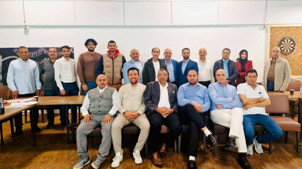 سياسيون وأكاديميون يمنيون في 