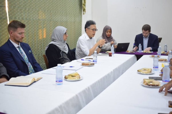 حضرموت الجامع لوفد غروندبرغ: الحكم الذاتي خيارا 