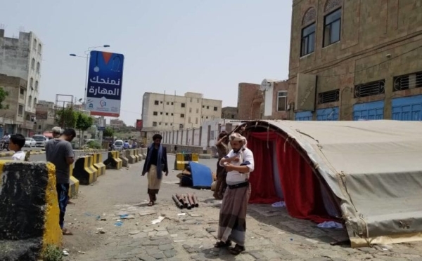 توكل كرمان: خيمة طارق عفاش أمام مبنى محافظة تعز تلعق خيبتها في محاولة استغلال دم 